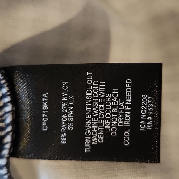 Sanctuary Gingham Carnaby Kick Crop Pants L - Picture 3 of 3